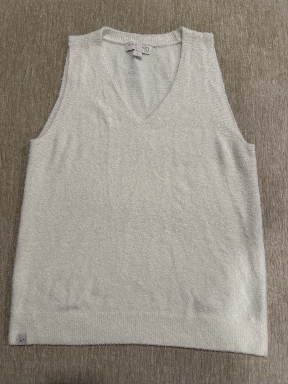 Barefoot Dreams Cream V-Neck Sleeveless Sweater Vest